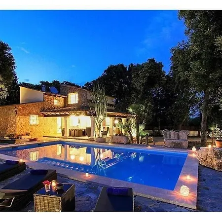 Spectacular Newly Renovated In Pollensa By Renthousing * Port de Pollenca