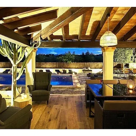 Spectacular Newly Renovated In Pollensa By Renthousing Port de Pollenca
