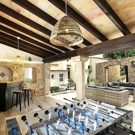 Villa Spectacular Newly Renovated In Pollensa By Renthousing Port de Pollenca