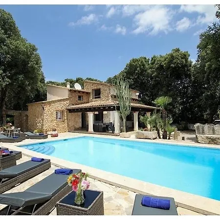 Spectacular Newly Renovated In Pollensa By Renthousing Villa Port de Pollenca